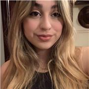 Me definí como una persona paciente y con una gran habilidad con los niños por eso es a ellos a quien me gustaría darles clase